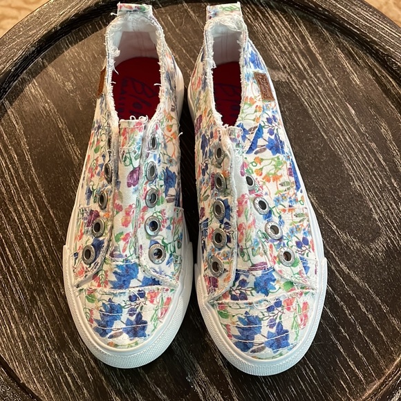 Blowfish Malibu Kids Shoes NWT - Picture 2 of 4